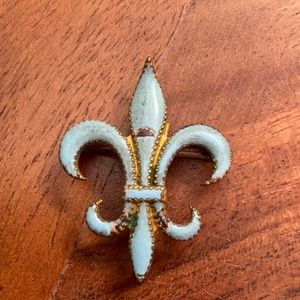Vintage pin